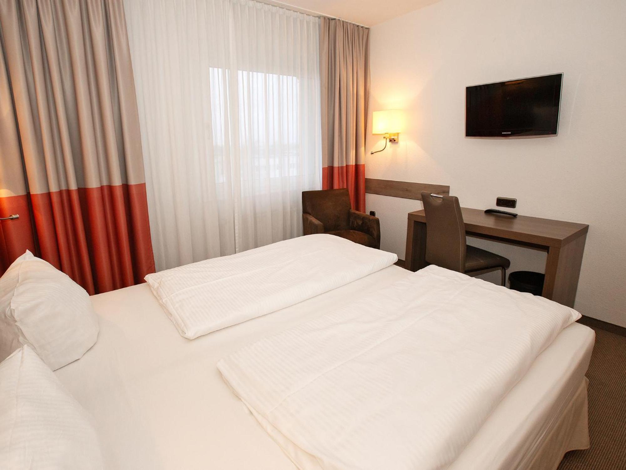 Hotel Am Gorzberg Greifswald Ngoại thất bức ảnh